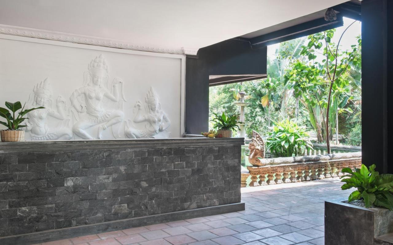 Barefoot Backpacker Resort Siem Reap Buitenkant foto