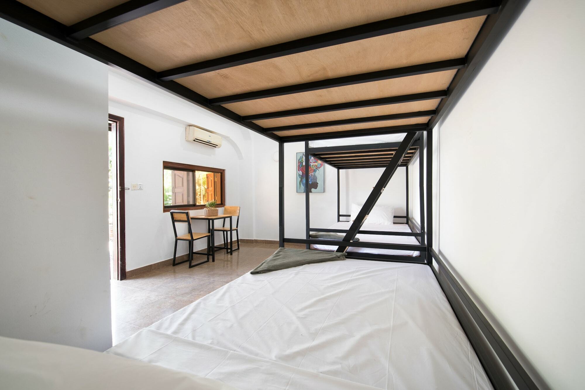 Barefoot Backpacker Resort Siem Reap Buitenkant foto